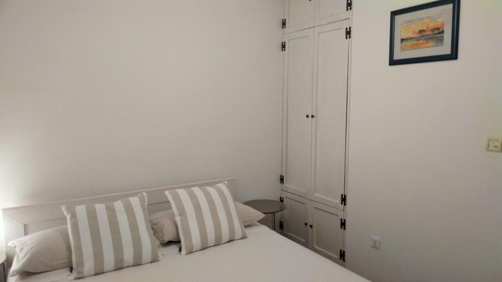 Rooms Livia Trogir Exterior photo